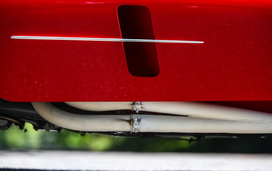Детали экстерьера Ferrari 500 Mondial Scaglietti Spyder (Series I) 1954 года  (фото 11 из 23)